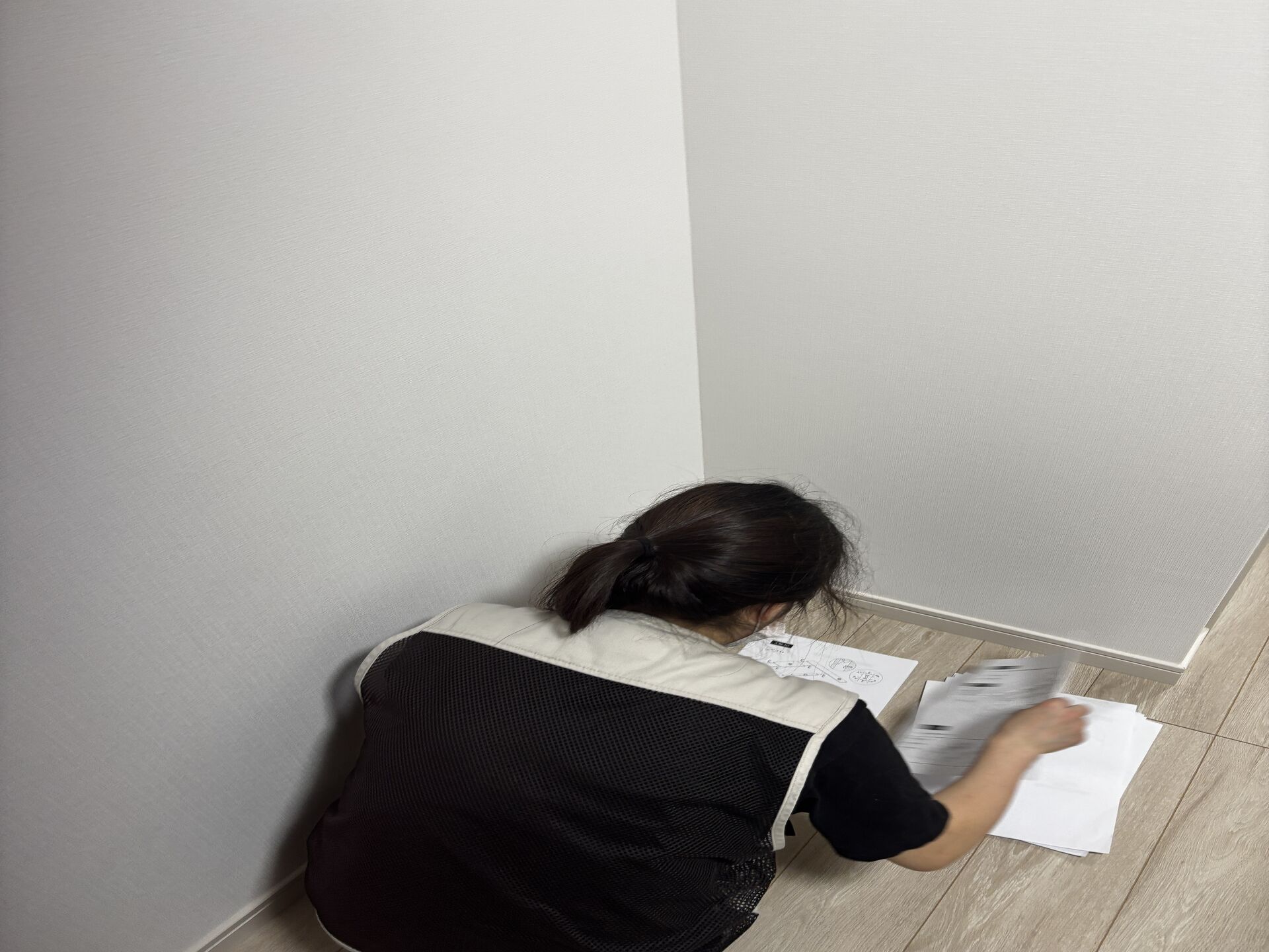 【東京都千代田区　家具組立代行】　移転作業から新規家具組立てにも対応株式会社アイケット