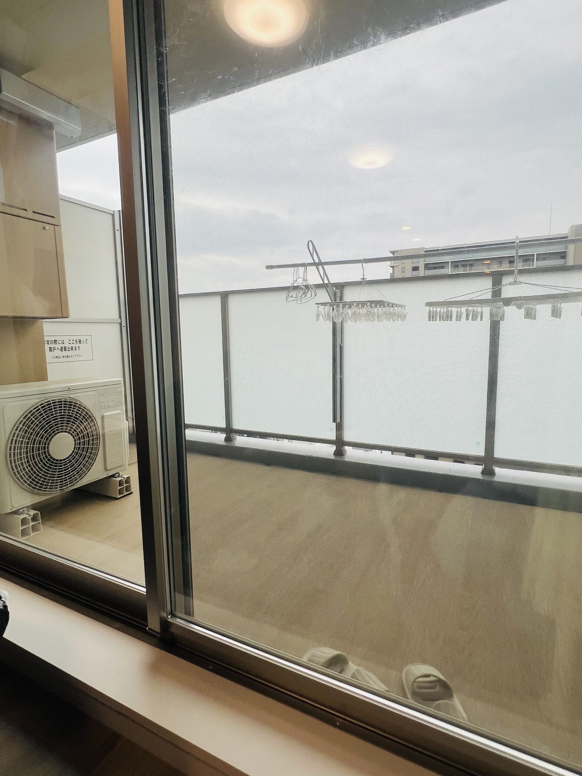 【厚木市　家具組立代行】組み立てだけじゃない！耐震対策や窓ガラス飛散防止シート貼りもお任せください！株式会社アイケット